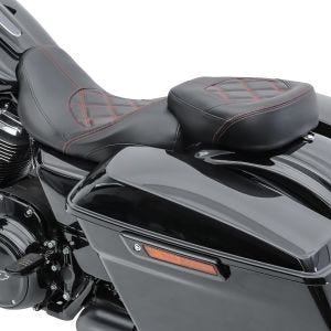 Sete egnet for Harley Davidson Touring 09-24 komfortsete Craftride RH3 svart-rød DPLB