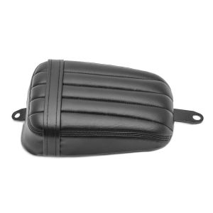 Pillion sete egnet for Harley Davidson Softail Street Bob / Standard 18-24 passasjersete Craftride Stripe DPLB1