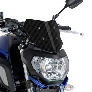 Naken sykkelskjerm egnet for Yamaha MT-07 18-24 karbonlook frontrute Puig New Generation Sport 9666C